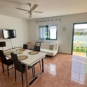 Apartamento La Dehesa, Uga